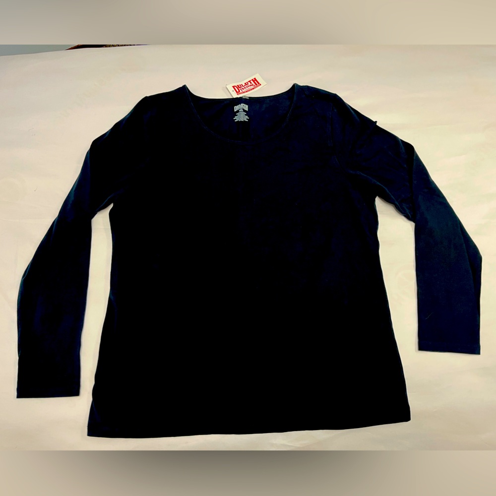 Duluth Trading Co, woman’s size 2x black, No Yank Long Sleeve Scoop Neck - New